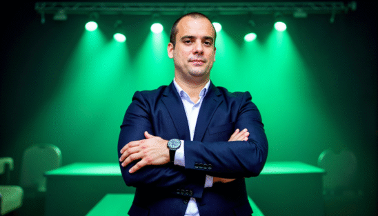 Palestrante em Brasília, Celso Sousa, ensina como usar inteligência artificial nos negócios